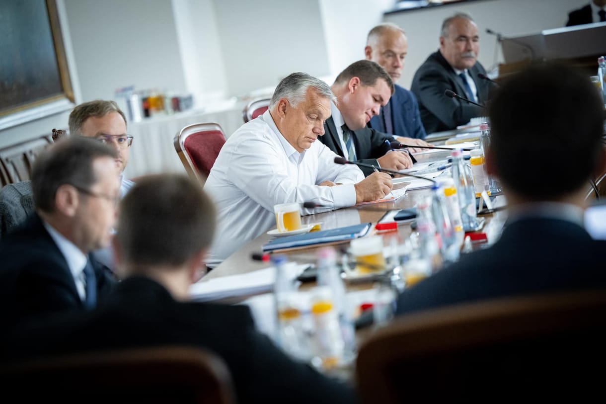 Orbán Viktor hagymaválogatással kereste meg az első fizetését