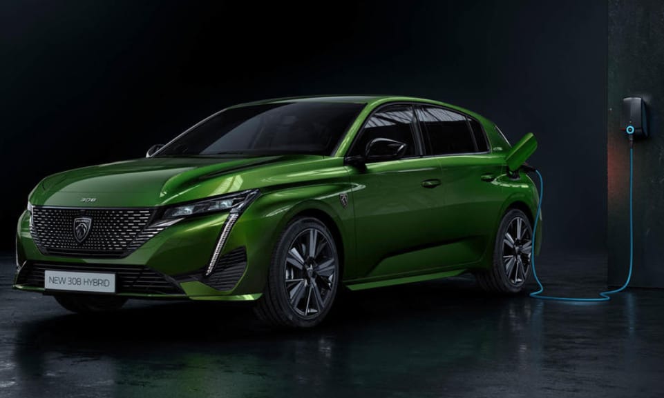 Jön a tisztán elektromos Peugeot 308