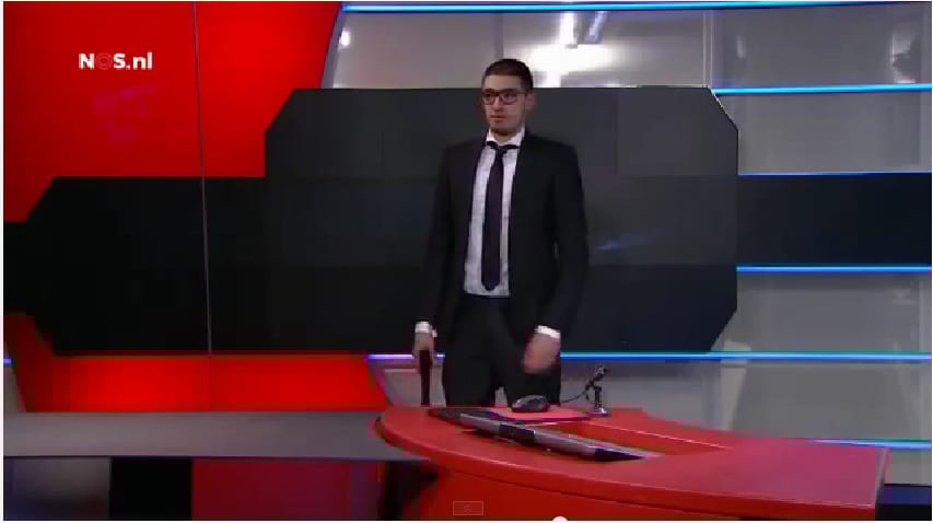 Fegyveres férfi miatt szakadt meg a holland köztévé híradója