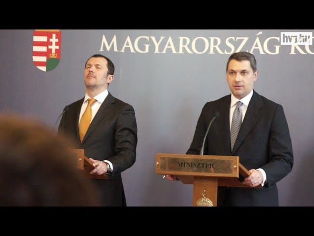Videó: Lázár szerint ijedtségről itt szó nincsen