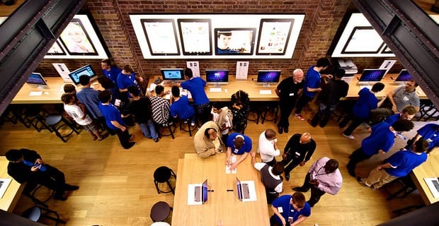 Kirúgja az Apple a Facebookra negatív kommenteket író dolgozókat
