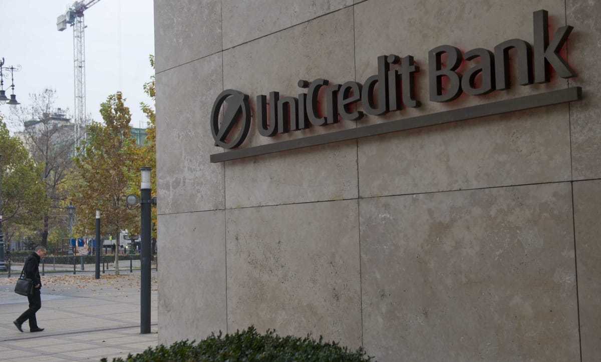 Gigantikus leépítésre készül az UniCredit