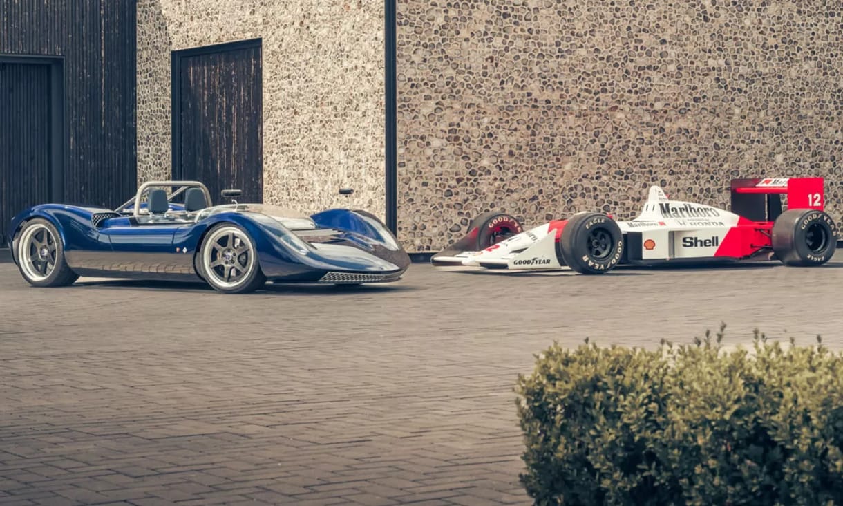 Az MX-5-nél is könnyebb, 7 literes V8-as új sportkocsi érkezett