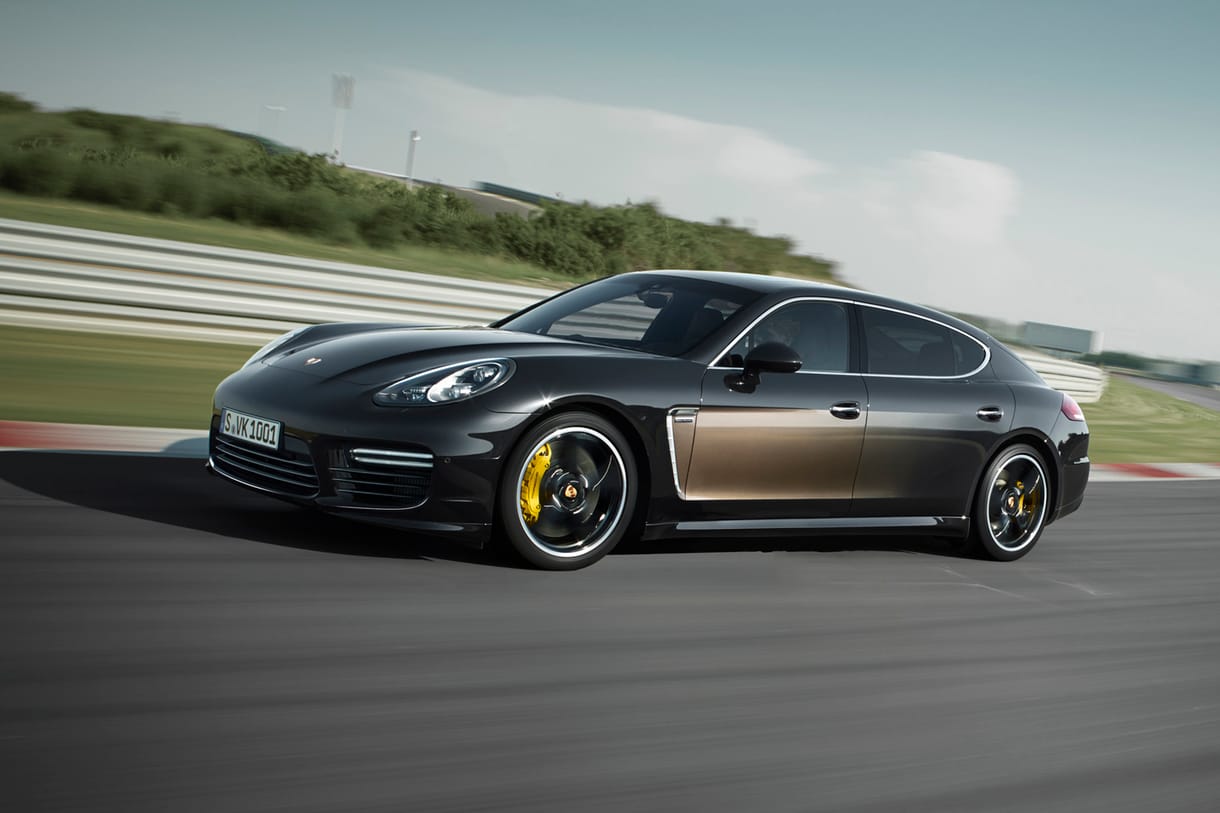 77 millióba kerül a limitált szériás Porsche Panamera