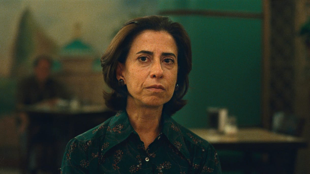 Családdrámába oltott politikai krimi – már a magyar mozikban az első brazil Oscar-díjas film