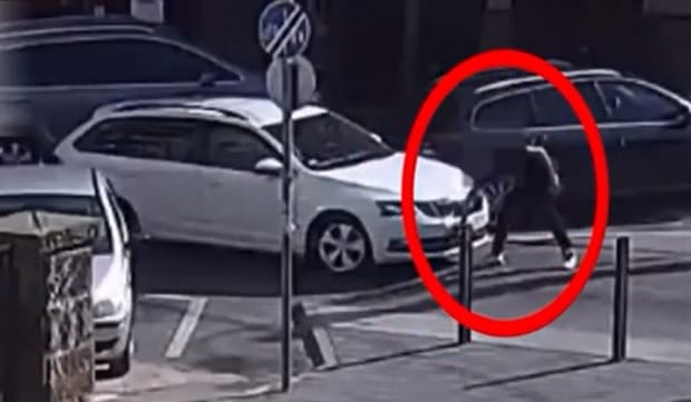 Kokainozott, üvöltözött, autókon ugrált, késsel hadonászott egy férfi Újbudán