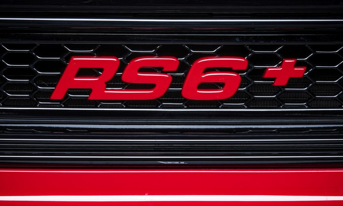 Családapák álma lehet a 705 lóerős új Audi kombi