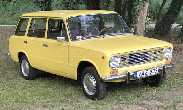 A nap fotója: így nézett ki egy 1974-es Zsiguli Combi reklám a Merkurnál