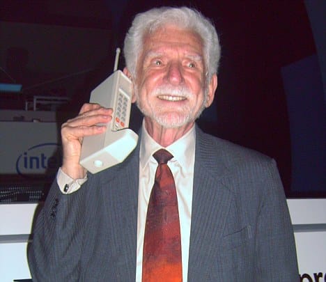 Ma 40 éves a (nem)mobil(nem)telefon