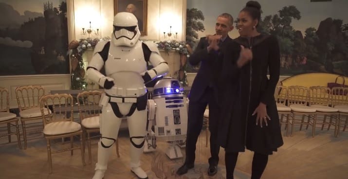 Obamáék rohamosztagosokkal és R2-D2-val táncoltak – videó