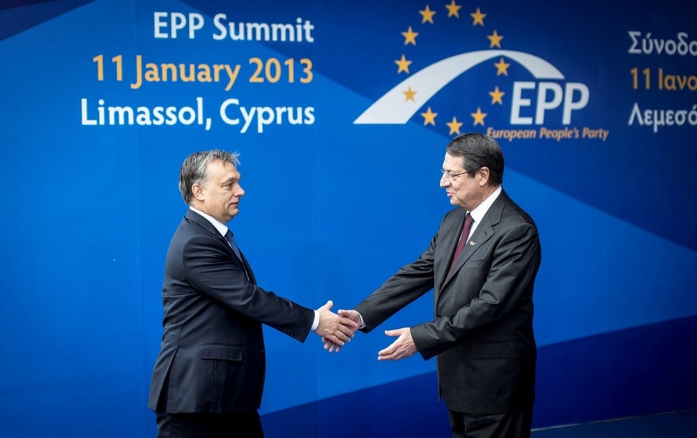 Orbán Cipruson - rendkívüli csúcsot kezdett az Európai Néppárt
