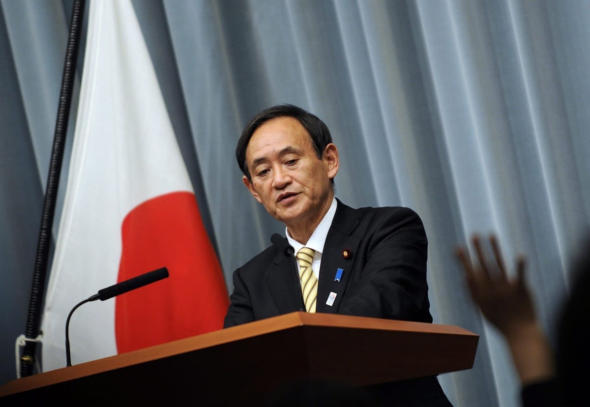 Szuga Josihide az új japán miniszterelnök