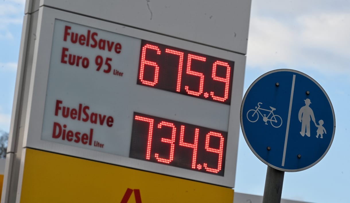 Derogációt kért az Európai Bizottságtól a kormány az üzemanyagok jövedéki adójára