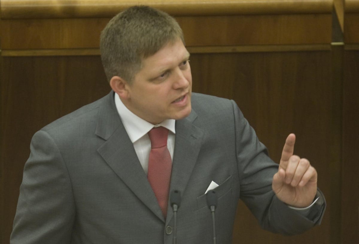 Fölényesen nyert Fico pártja