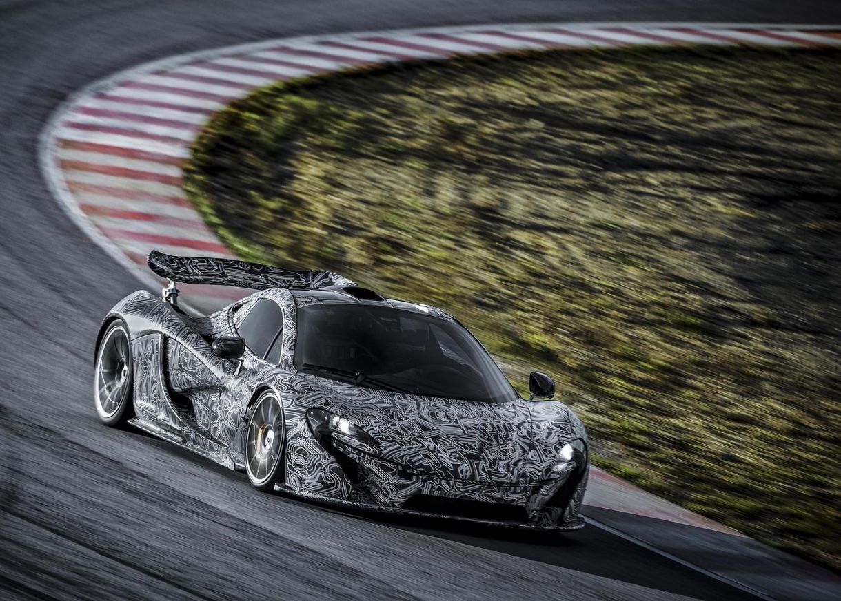 Hivatalos kémfotó festést kapott az új McLaren