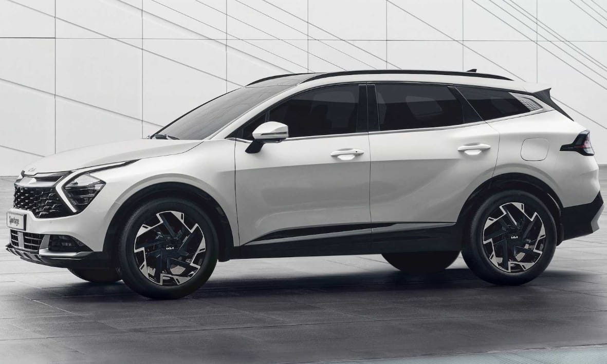 Merész külsővel érkezett meg a teljesen új Kia Sportage