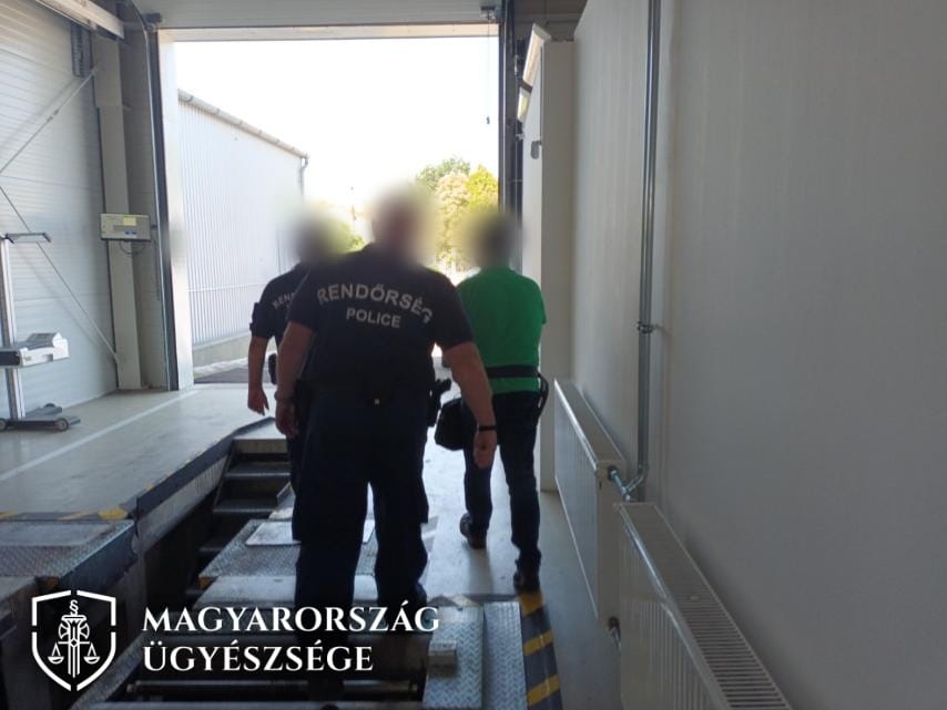 Korrupt műszaki vizsgabiztos bukott le