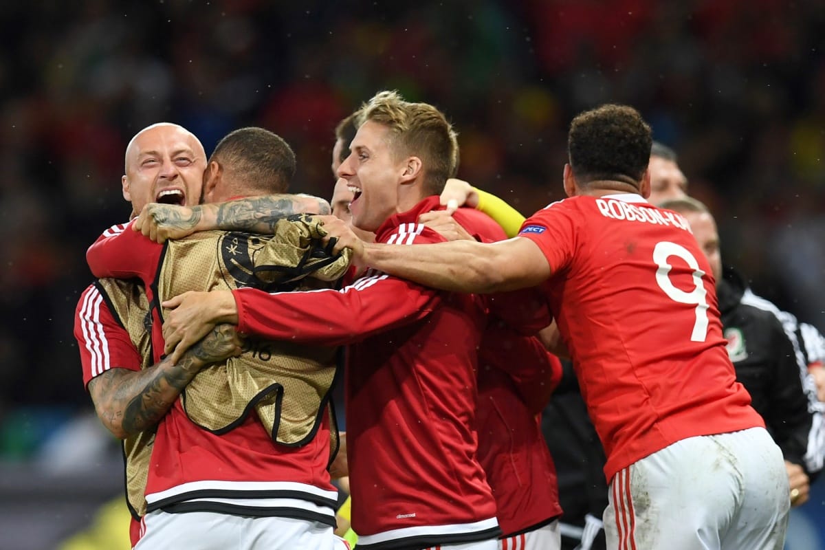 Wales óriási meglepetésre kiejtette Belgiumot is