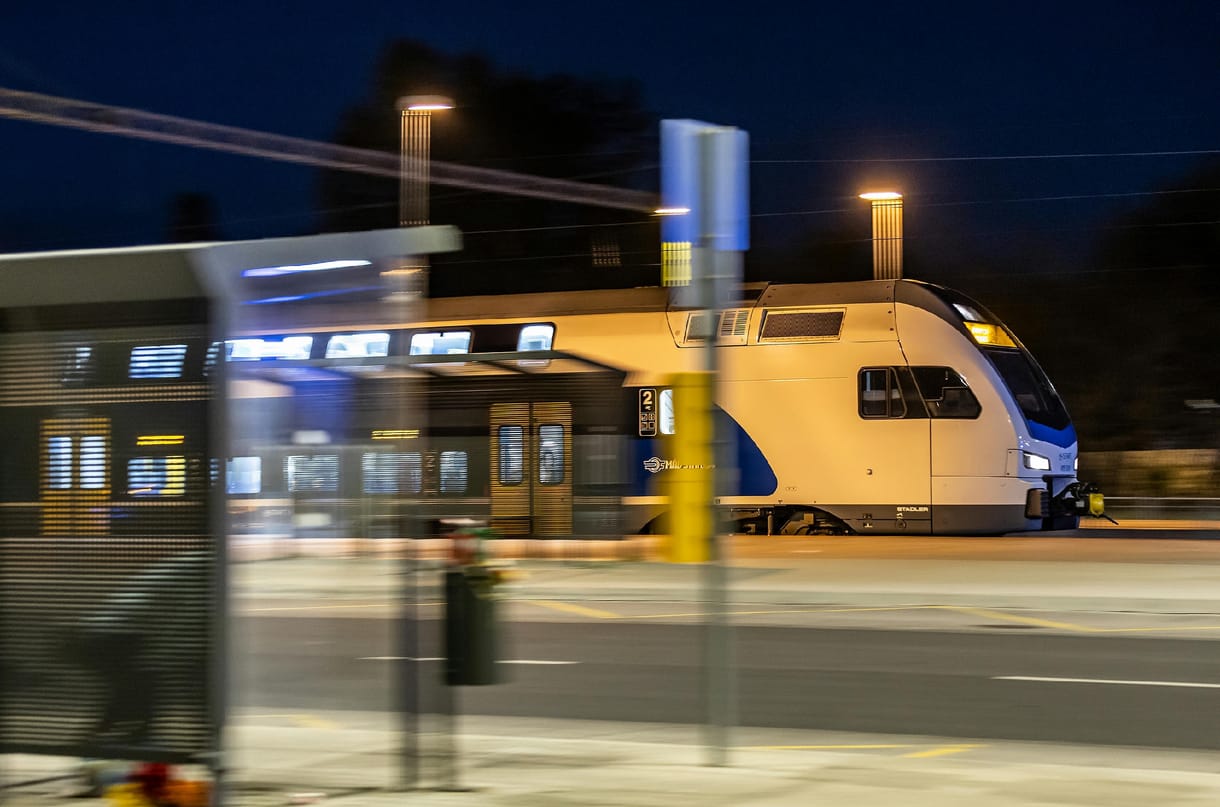 Sérült a felsővezeték, több órás késések vannak a győri vasútvonalon