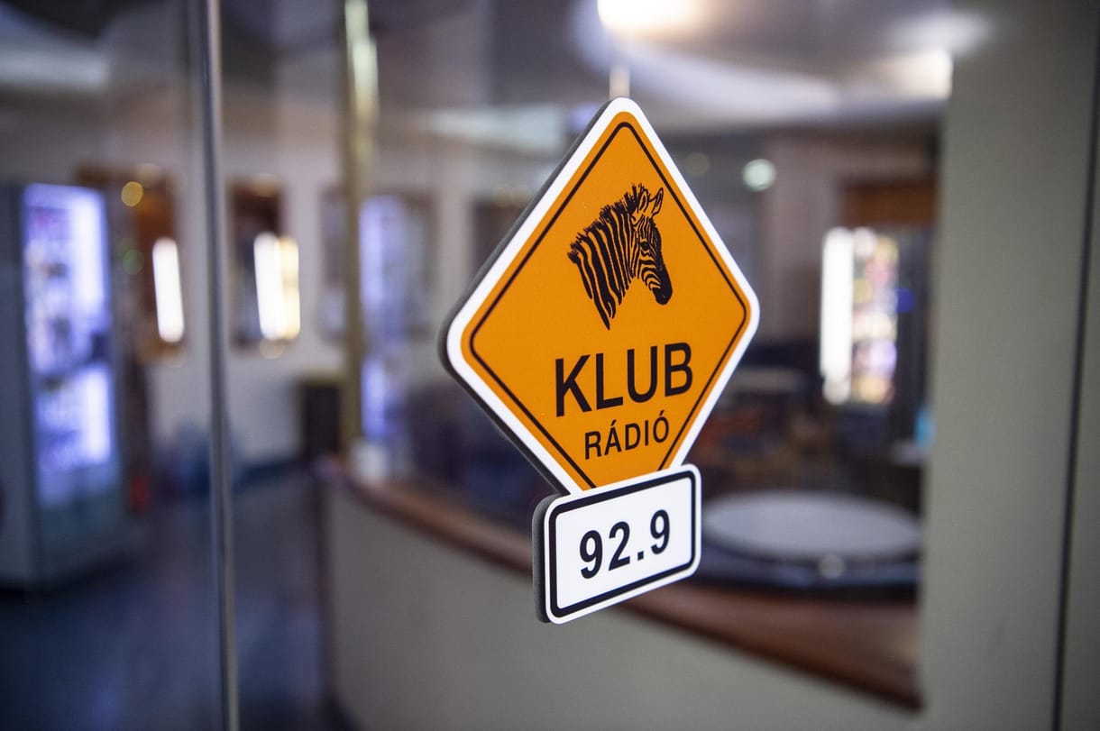 Komoly internetes támadás érte a Klubrádiót