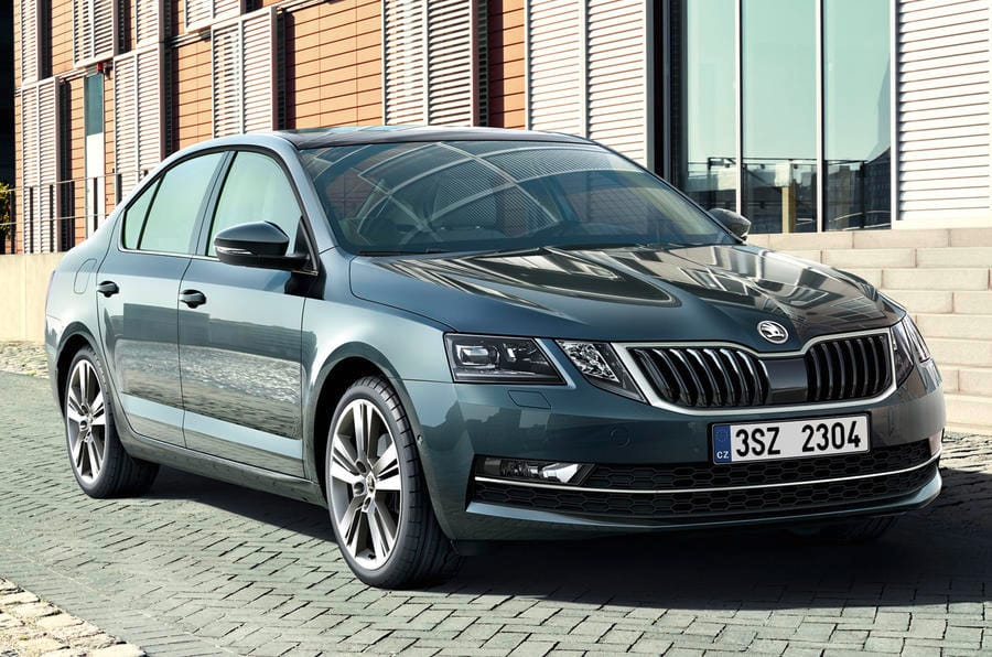 Nem várt tovább a Skoda, itt a megújult Octavia