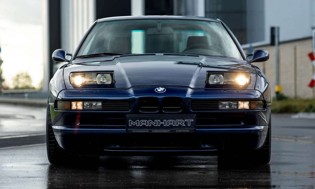 Szentségtörés vagy sem, újult erővel támad a legendás bukólámpás 8-as BMW
