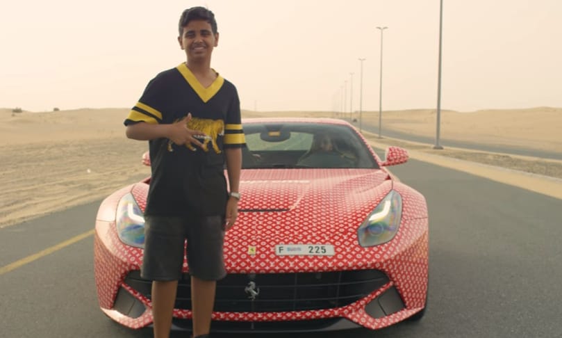 Videó: a 15 éves dubaji srác és a saját Louis Vuitton Ferrari F12-ese