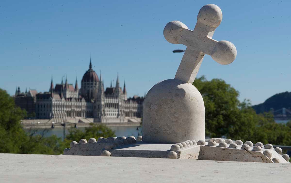 Átadták a Margit híd szigeti szárnyát