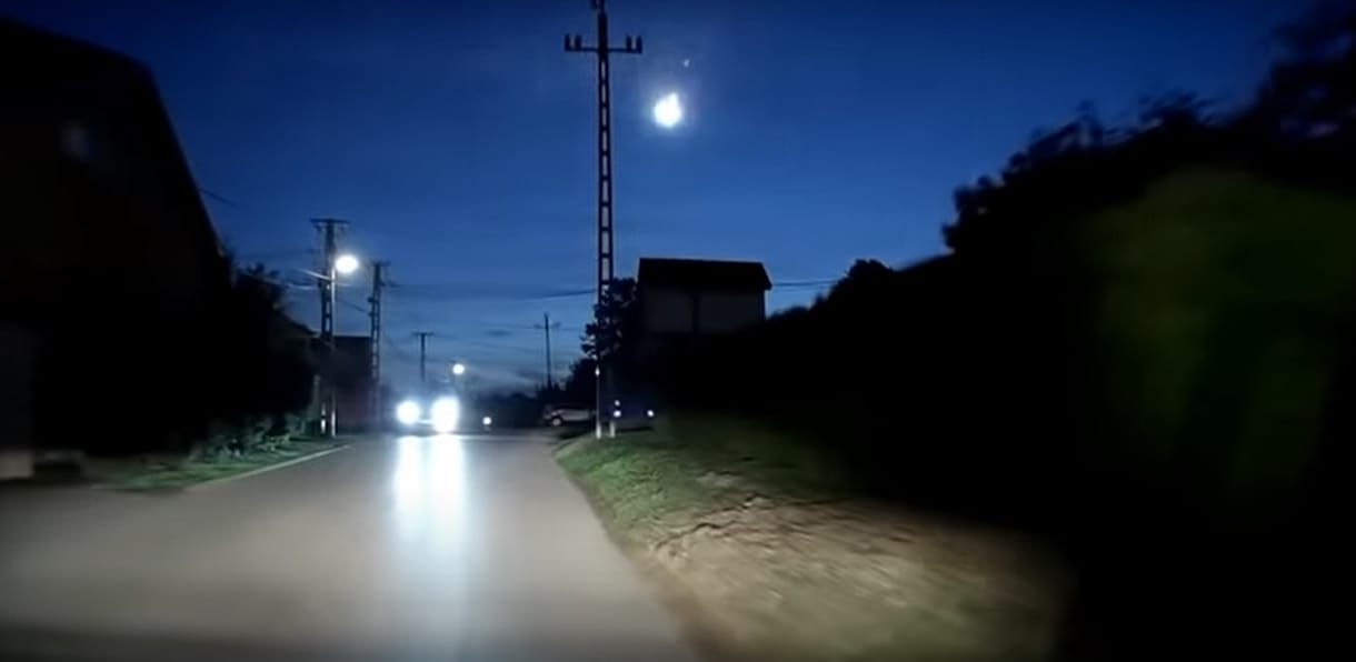 Fényes tűzgömb húzott el Magyarország felett, több helyről is látni lehetett