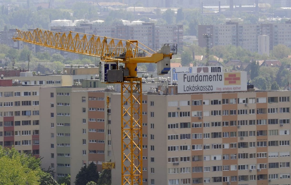 Áder János aláírta a lakástakarékok állami támogatásának megszüntetéséről szóló törvényt