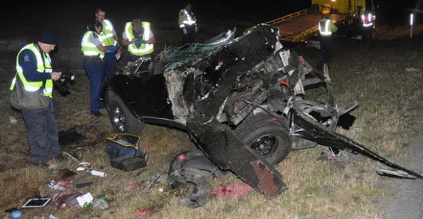 Keménykedett a sofőr, vaskupac maradt a veterán Corvette-ből - fotó