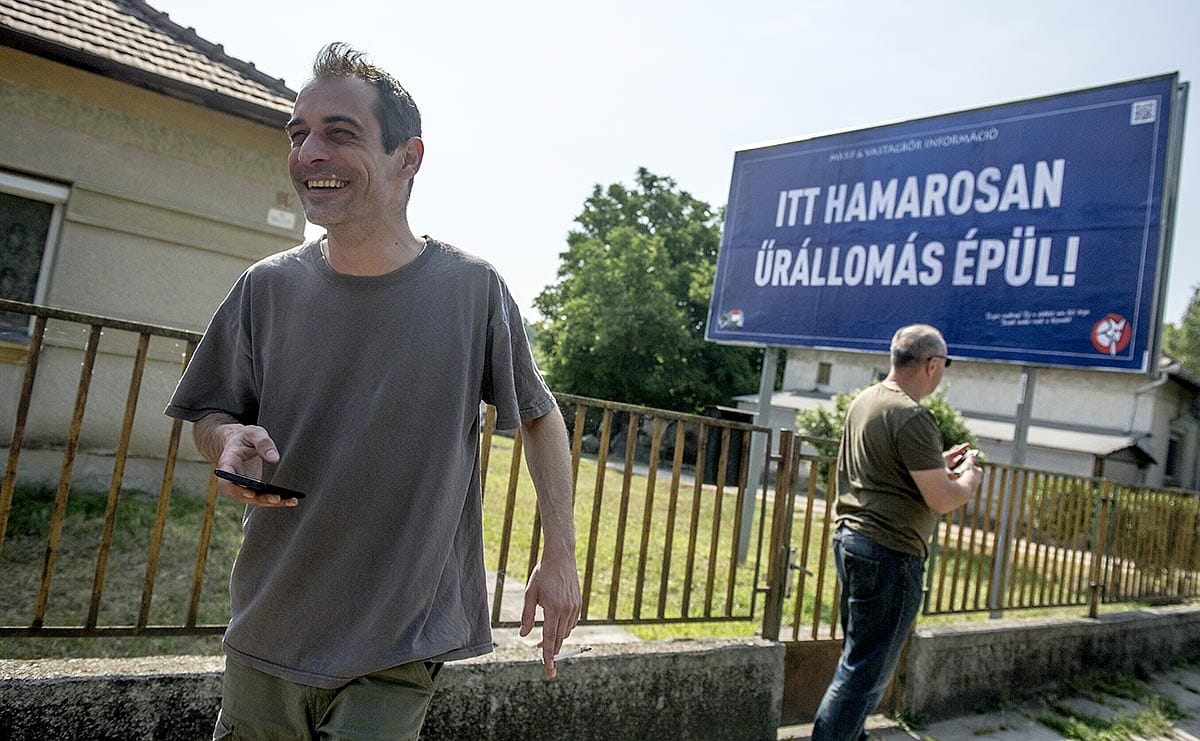 Vizsgálják, hogy hiba volt-e előállítani a Kétfarkú aktivistáit Pécsen