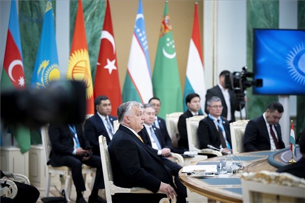 Orbán: Soha nem volt a helyzet olyan nehéz és bonyolult az elmúlt harminc évben, mint most