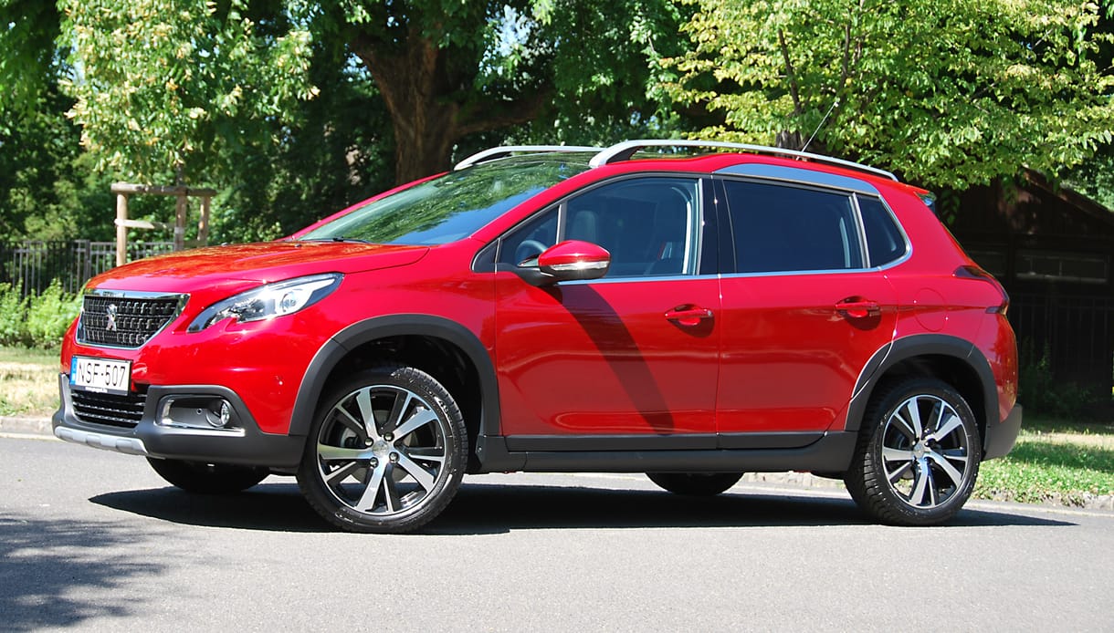 Megjött a férfiasabb Peugeot 2008 – bemutató