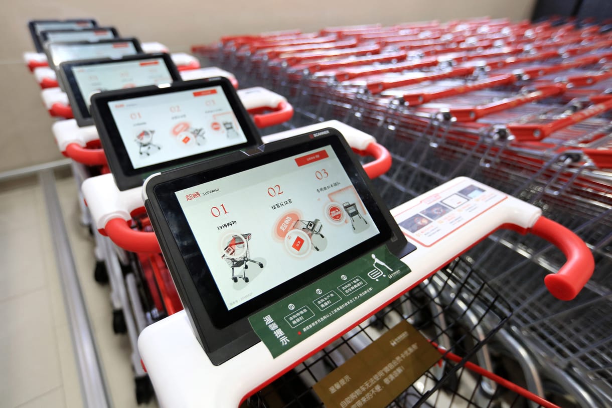 Az Aldi és a Tesco már próbálgatja a nagy újítást, ami sok mindent megváltoztathat a boltokban