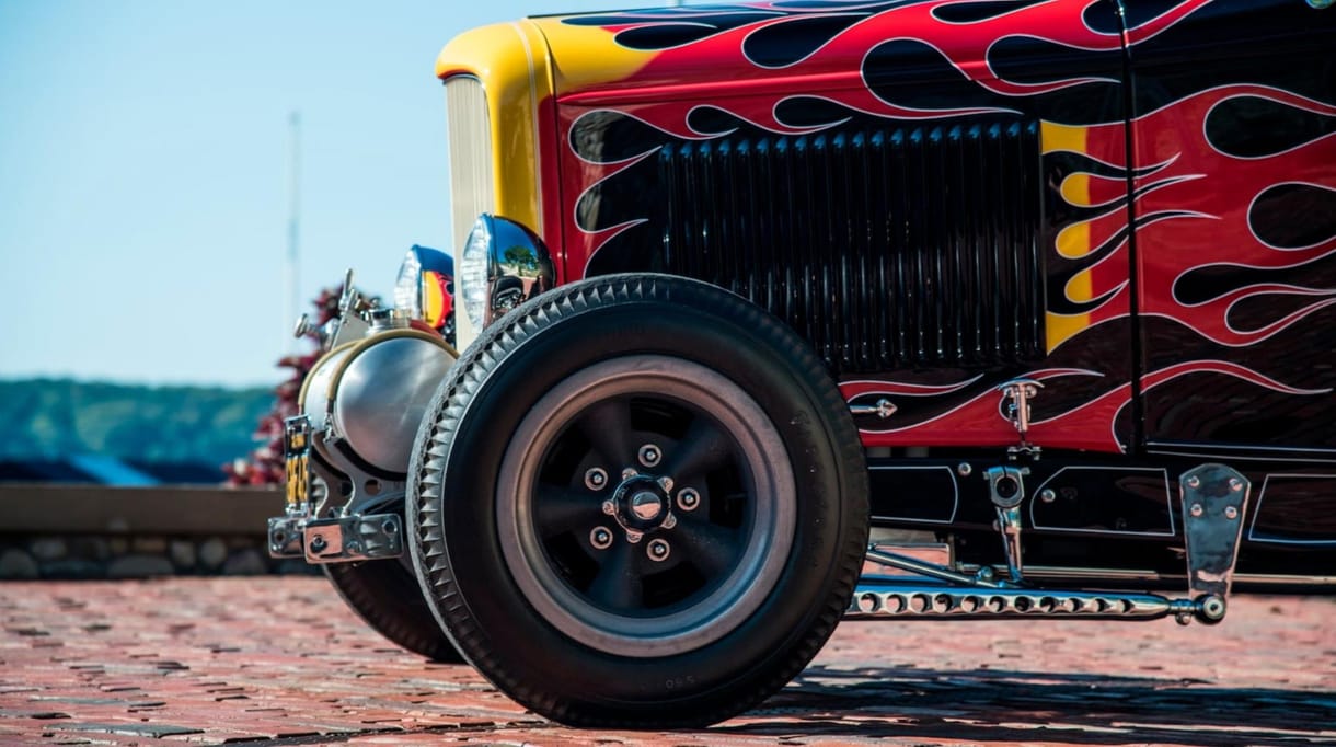 Eladó a Hot Rodok etalonautója, az 1932-es lángnyelves Ford