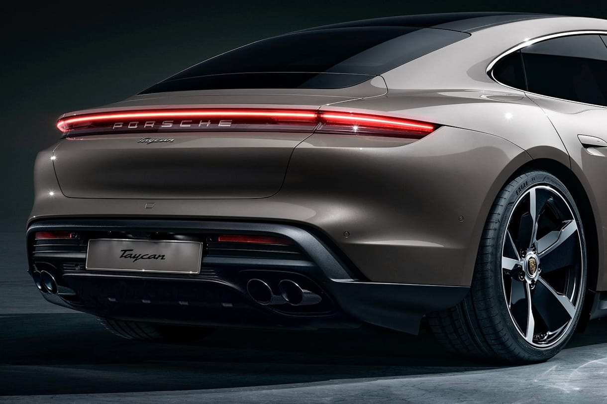 Kipufogócsövet kapnak az elektromos Porschék?