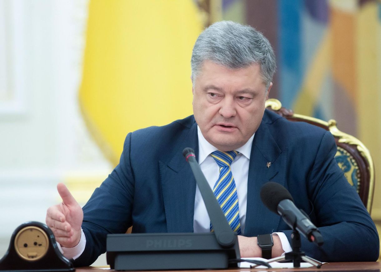 Az ukrán elnök aláírta a hadiállapot bevezetéséről szóló jogszabályt