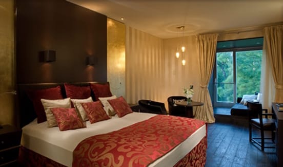Hotelfoglalások: egyre hevesebb az online láz