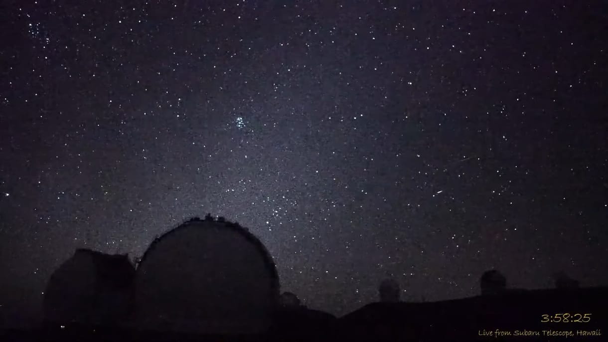 10 másodpercen keresztül záporoztak a meteorok Hawaii egén, az egészet videóra vették