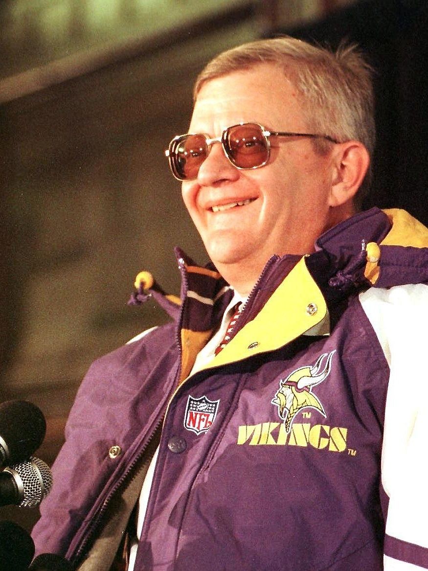 Meghalt Tom Clancy amerikai bestseller író