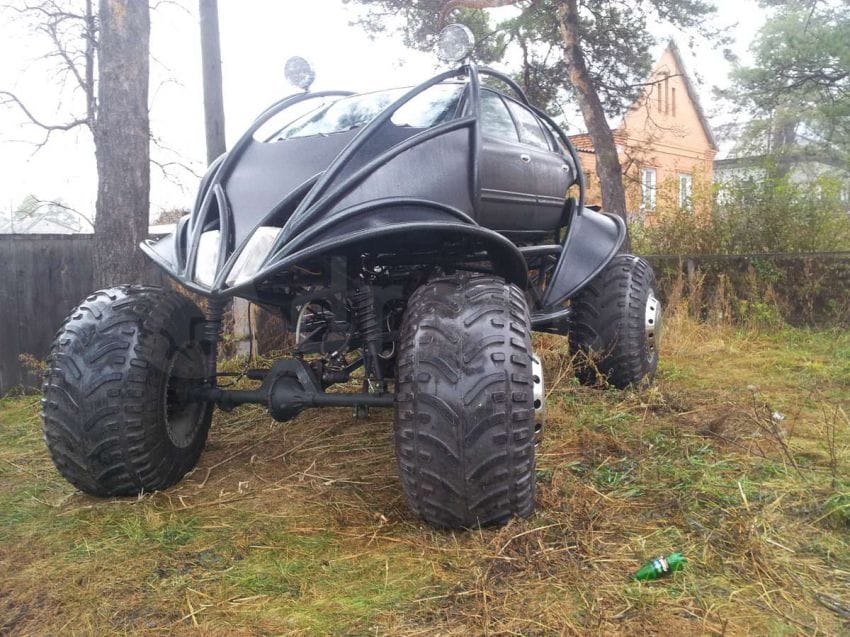 Ilyen autót kapna Batman, ha oroszokkal építtetné - fotók