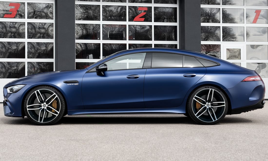 800 lóerős lett a Mercedes 4 ajtós családi sportautója