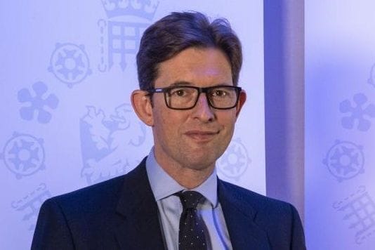 A brit belföldi elhárítás szerint az oroszok felbérelt bűnözőkkel szabadítanák el a káoszt Európában