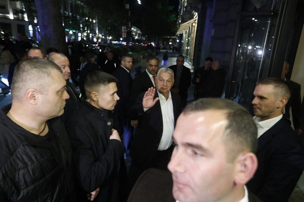 Süddeutsche-elemzés: Egy autokratikus küldetés és a brüsszeli tehetetlenség – miért épp most ment Orbán Grúziába?