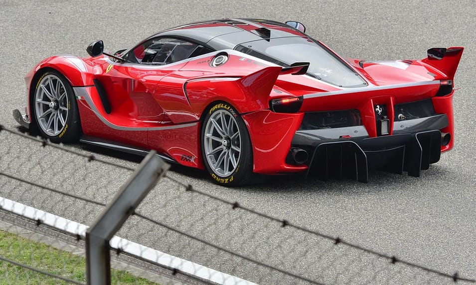 1,4 milliárd forintért most a miénk lehet a legdurvább Ferrari