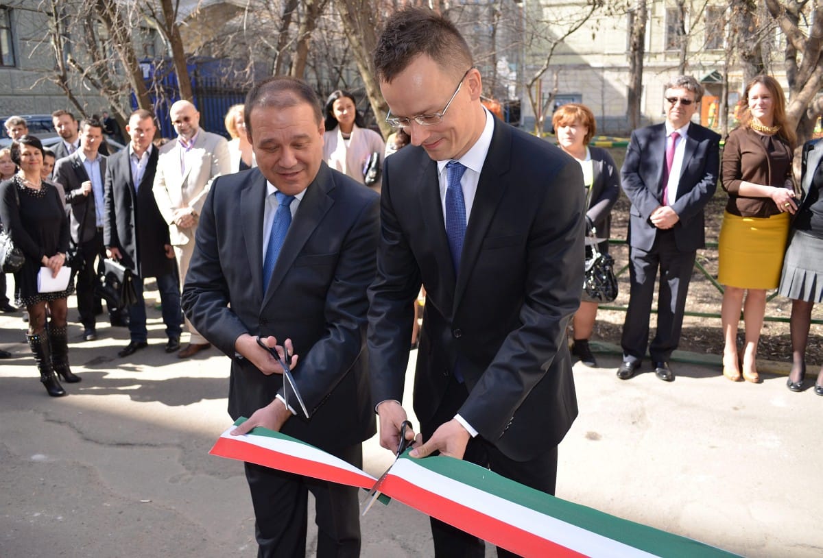 A Fidesz kicsit bolondnak néz bennünket
