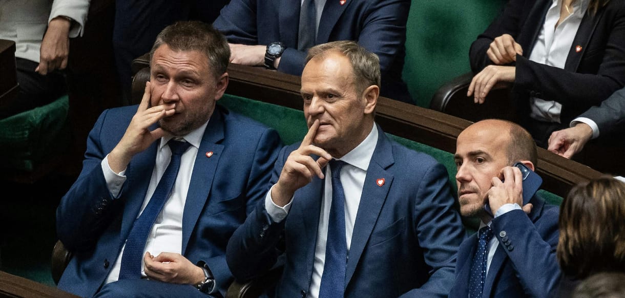 Erősödnek a viták a lengyel kormánykoalícióban, amely elkeseredetten küzd a jogállamért a vétózó elnökkel
