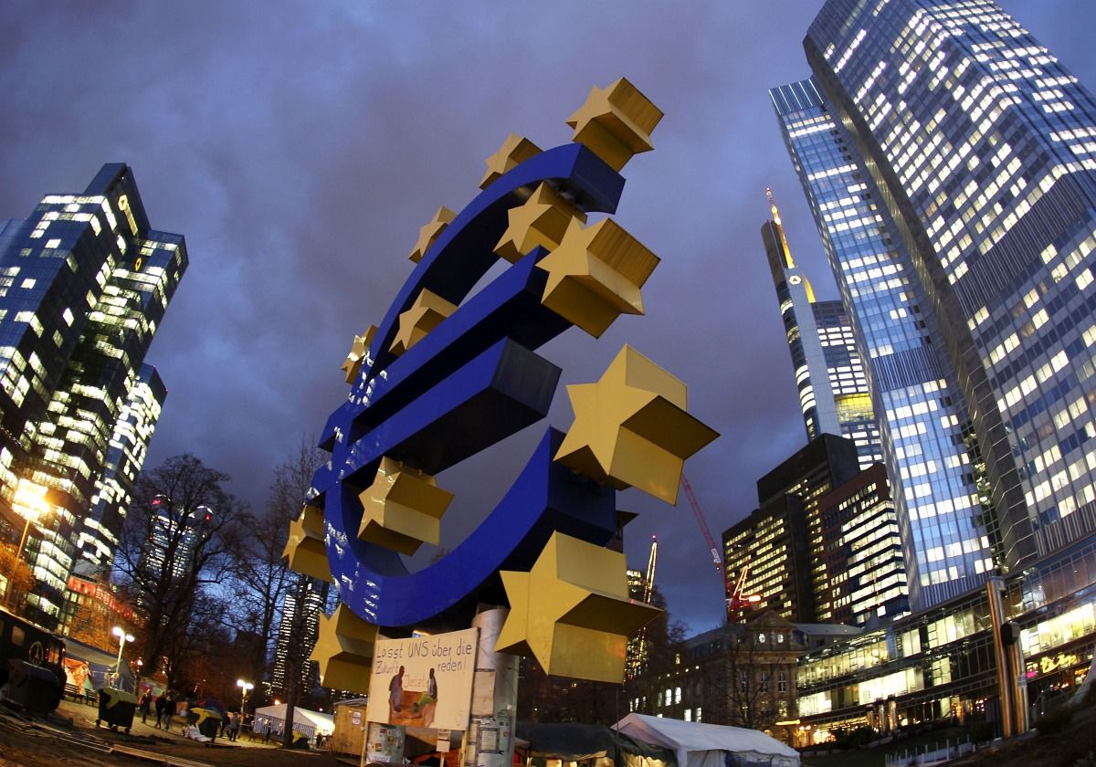 Emelkedni kezdtek a nyugat-európai tőzsdeindexek