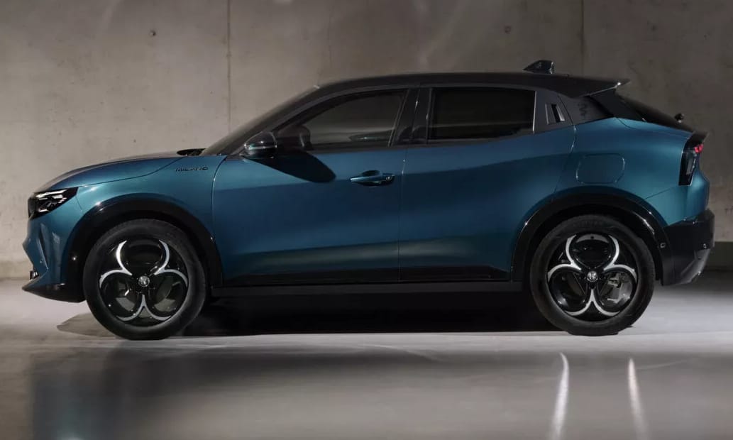Magyarországon az első elektromos Alfa Romeo, a vadonatúj Junior